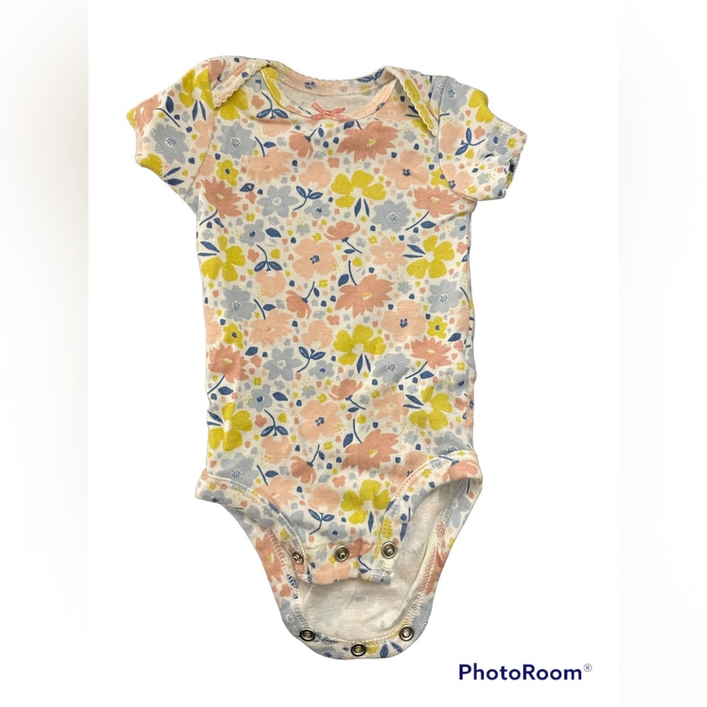 10/$10 🧸 Newborn onesie